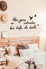 Her Güne Şükreden Bir Kalp İle Başla Yazılı Dekoratif Ahşap Tablo