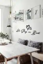 Lets Stay In Bed Yazılı Dekoratif Ahşap Tablo