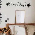 We Love This Live Yazılı Dekoratif Ahşap Tablo