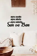 Aynı Saatte Aynı Şiirde Aynı Satırda Sen ve Ben Yazılı Dekoratif Ahşap Tablo - Görsel 2