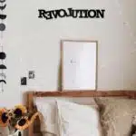 Revolution Yazılı Dekoratif Ahşap Tablo