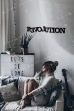 Revolution Yazılı Dekoratif Ahşap Tablo - Görsel 2