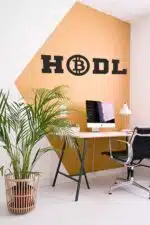 Bitcoin HODL Yazılı Dekoratif Ahşap Tablo