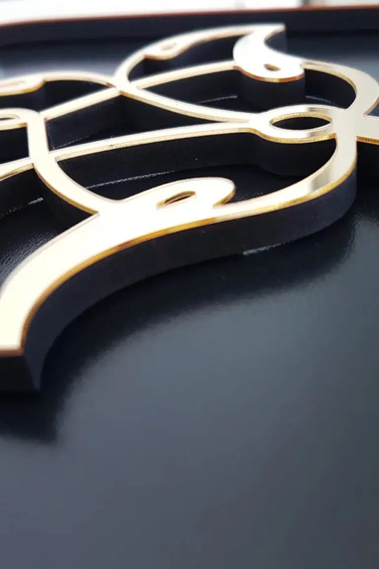 Vav Elif Yazılı Gold Pleksi Aynalı MDF Dekoratif Tablo - Görsel 3