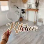 Kitchen Yazılı Pleksi Aynalı Ahşap Tablo